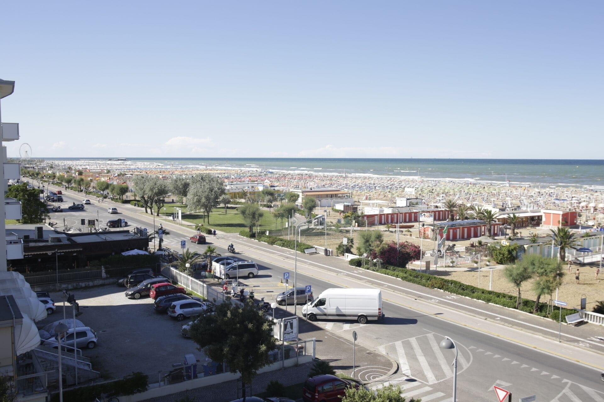Hotel Vienna Ostenda E Ristorante Il Danubio Rimini Dış mekan fotoğraf